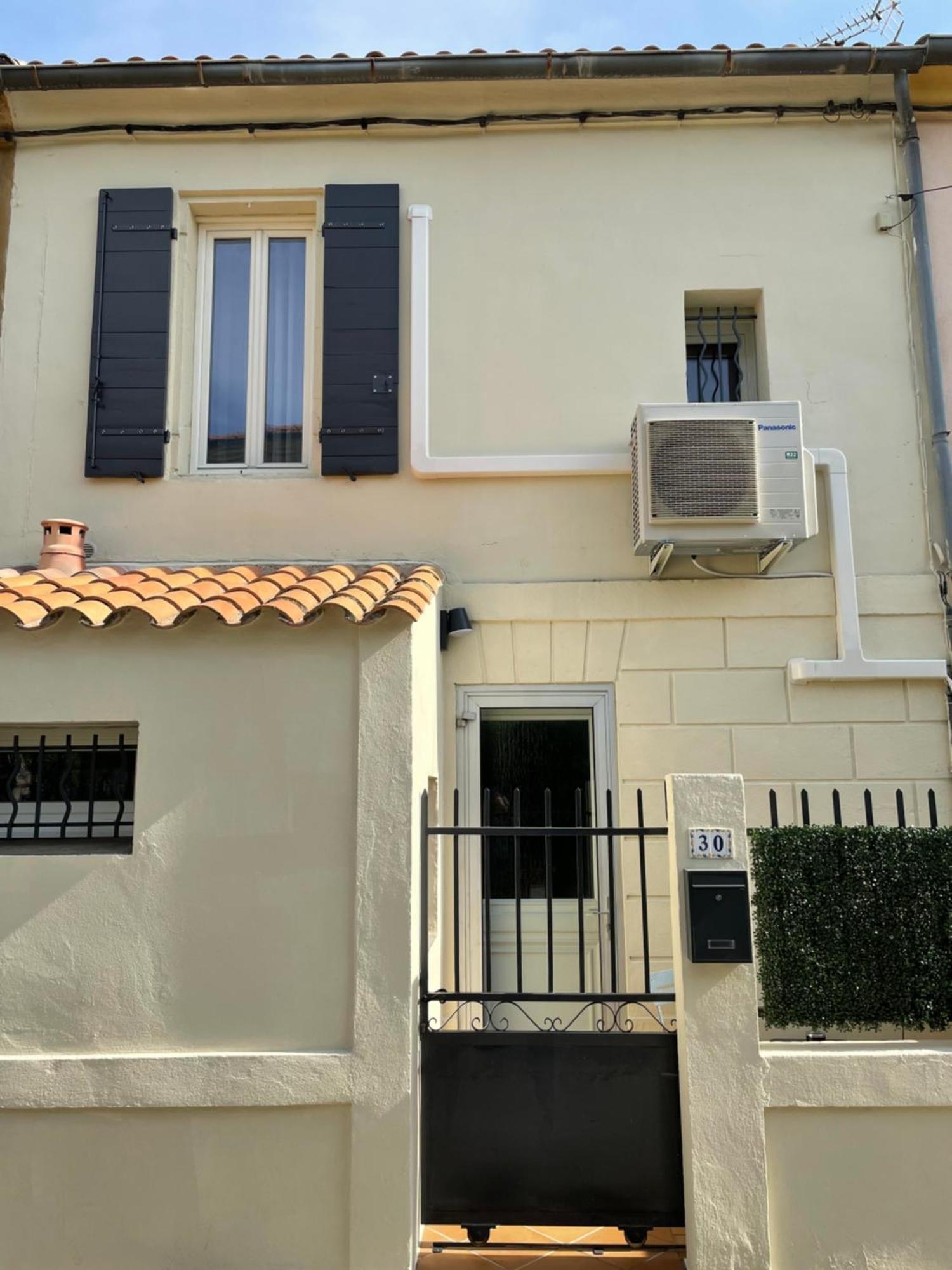 Maison de ville a 5 min à pied de la tour Luma Arles Esterno foto